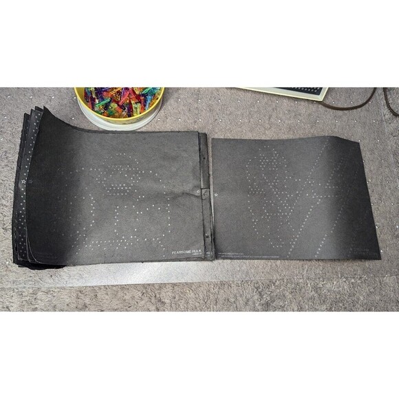 Vintage Lite Brite Hasbro 1973 Light Bright W/ORIGINAL BOX, PEGS, & PAPERS - Picture 2 of 12